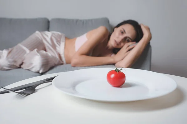 Young Woman Suffering Anorexia Plate Tomato Table — Stock Photo, Image