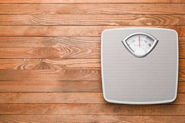 Weight Scales Wooden Background Slimming Concept — Stock Photo, Image