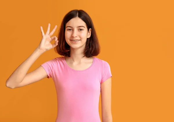 Teenage Girl Dental Braces Showing Gesture Color Background — Stock Photo, Image