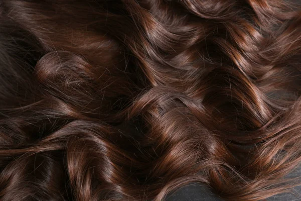 Gesunde Lockige Weibliche Haare Nahaufnahme — Stockfoto