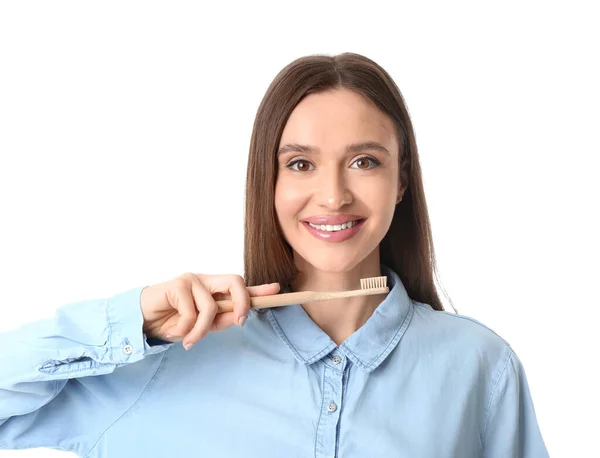 Jonge Vrouw Met Mooie Glimlach Tandenborstel Witte Achtergrond — Stockfoto