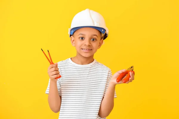 Little African American Electrician Color Background — Stock Photo, Image