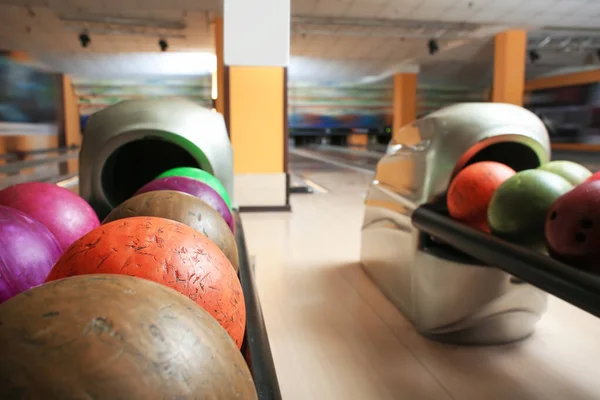 Stands Balls Bowling Club — Stock Photo, Image