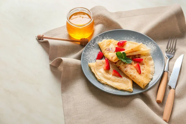 Tasty Blini Berries Honey Table — Stock Photo, Image