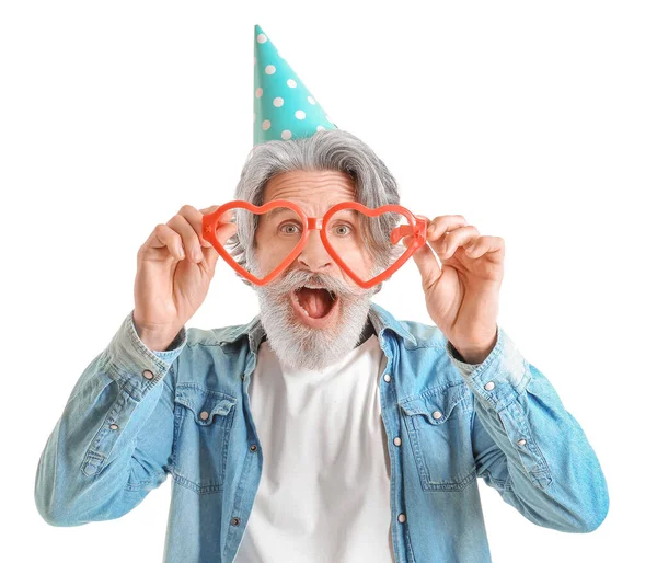 Senior Mann Feiert Geburtstag Auf Weißem Hintergrund — Stockfoto