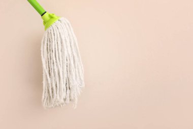 Renk arkaplanındaki zemin paspası