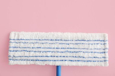 Işık arkaplanındaki zemin paspası