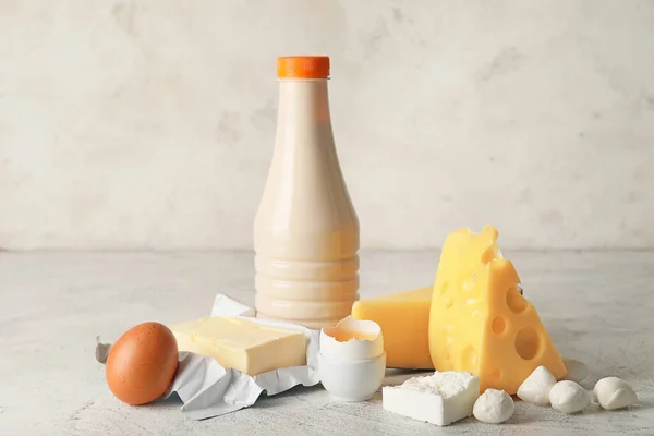 Diferentes Productos Lácteos Sin Lactosa Sobre Fondo Claro — Foto de Stock