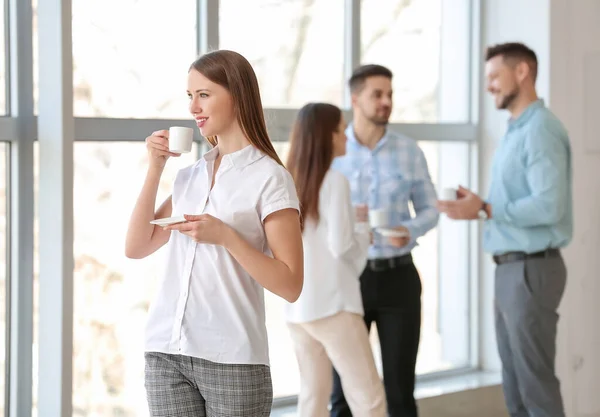 Young Businesswoman Drinking Coffee Office — Stock Photo, Image