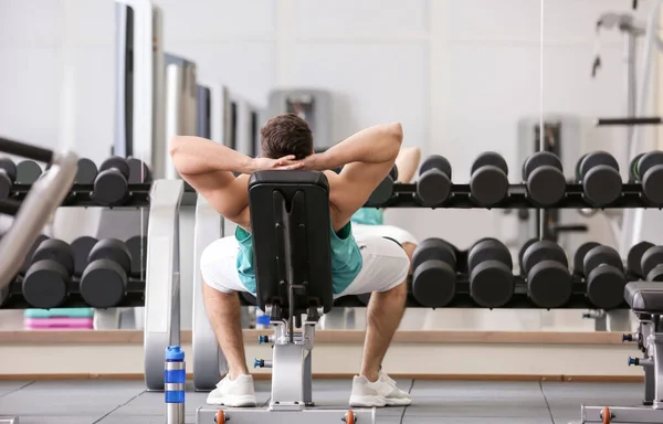 Sporty Young Man Training Gym — Stock Photo, Image