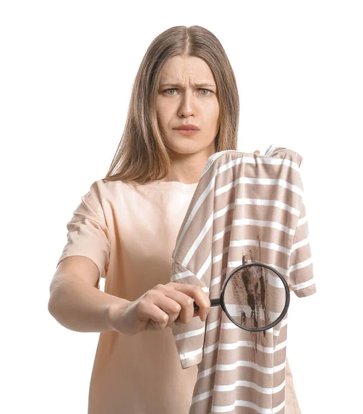 Problémová Žena Špinavým Oblečením Lupou Bílém Pozadí — Stock fotografie