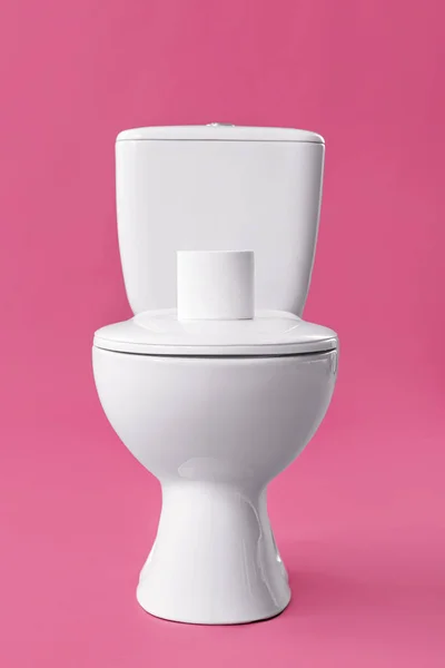 Bol Toilette Avec Rouleau Papier Sur Fond Couleur — Photo