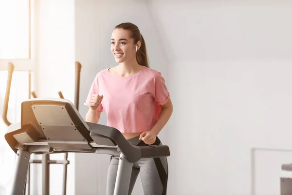 Sporty Young Woman Training Treadmill Gym — Stock Photo, Image