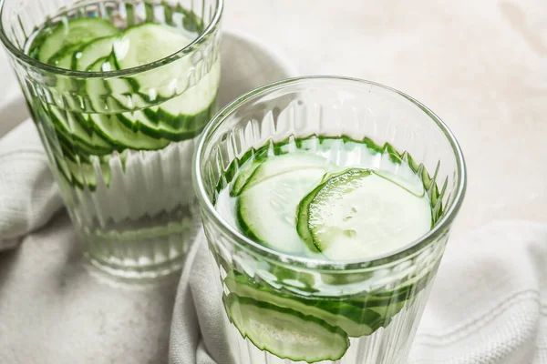 Glasses Infused Cucumber Water Light Background — Stock Photo, Image