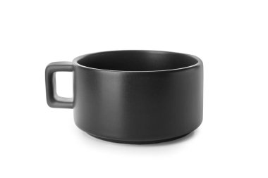 Beyaz arkaplanda boş bardak