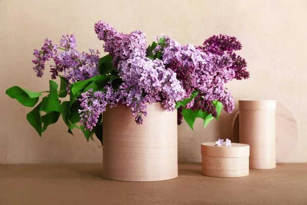 Bouquet Beautiful Lilac Flowers Table — Stock Photo, Image