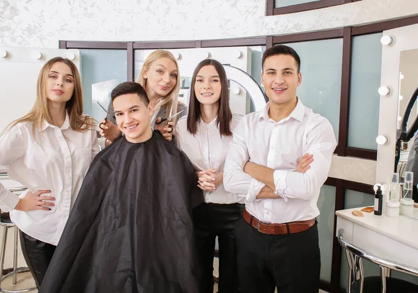 Young People Professional Courses Hairdresser Salon — Stock Photo, Image