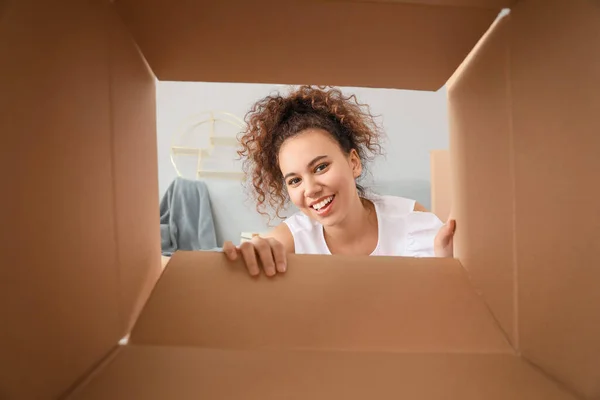 Happy Woman Open Box View — Stock fotografie