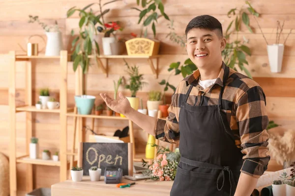 Portrait Asian Male Florist Shop — Stock Photo, Image