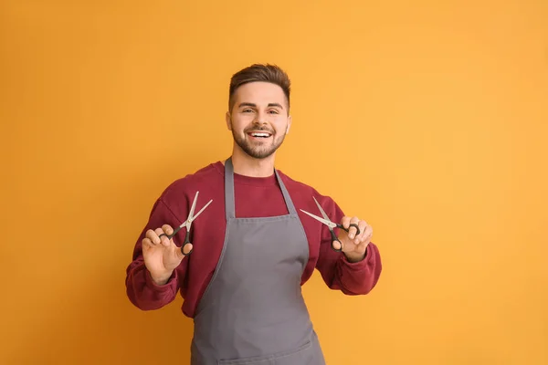 Male Hairdresser Color Background — Stock Photo, Image