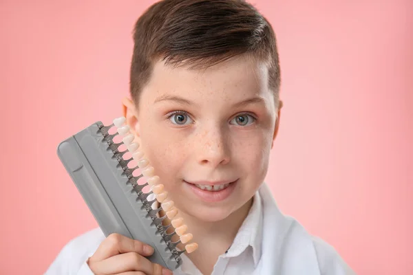 Little Dentist Teeth Color Samples Color Background — Stock Photo, Image