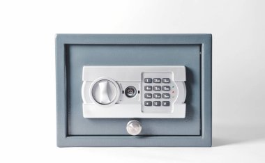 Beyaz arka planda modern kasa