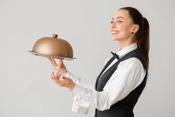 Beautiful Female Waiter Tray Cloche Grey Background — Stock Photo, Image