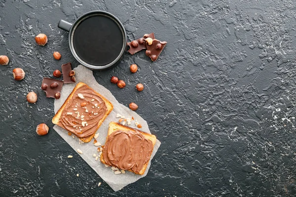 Fresh Bread Chocolate Paste Cup Coffee Dark Background — Stock Photo, Image