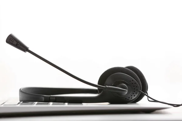 Auriculares Portátil Mesa Del Agente Soporte Técnico Oficina — Foto de Stock