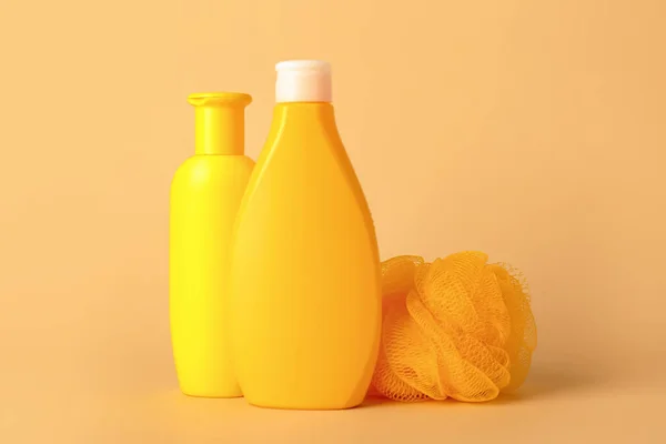 Shower Gels Loofah Color Background — Stock Photo, Image