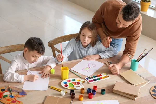 Profesor Dibujo Dando Clases Opcionales Escuela —  Fotos de Stock