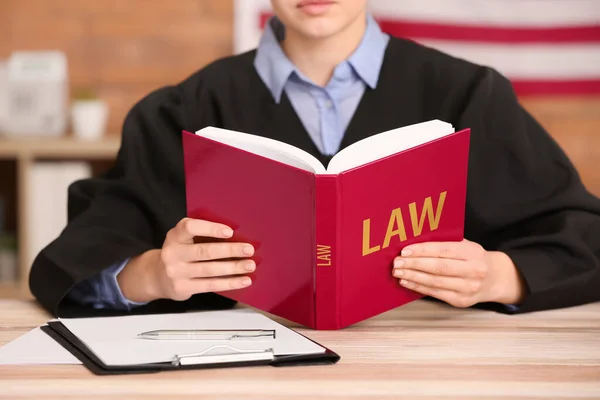 Female Judge Law Book Table Office — Stock Photo, Image