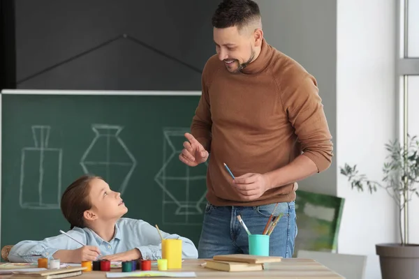 Profesor Dibujo Dando Clases Opcionales Escuela —  Fotos de Stock