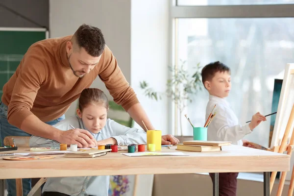 Drawing Teacher Giving Optional Classes School — Stock Photo, Image