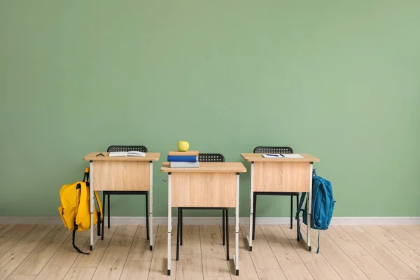 School Desks Color Wall Classroom — Stock Photo, Image