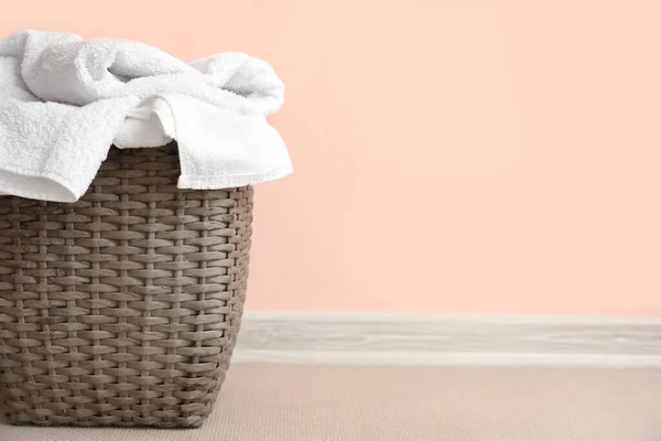 Basket Laundry Floor Wall — Stock Photo, Image