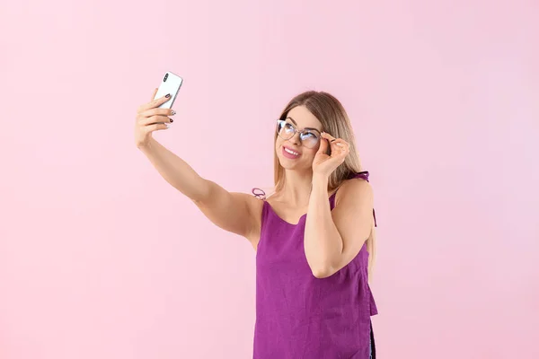 Portrait Beautiful Young Woman Taking Selfie Color Background — Stock Photo, Image