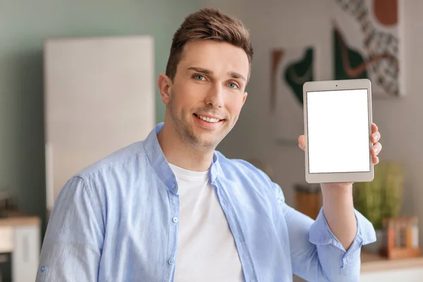 Handsome Man Tablet Computer Kitchen Home — Stock Photo, Image