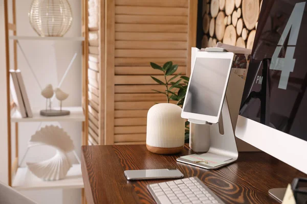 Modern Workplace Computer Room — Stock Photo, Image