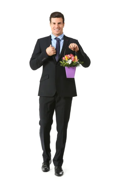 Beau Homme Avec Bouquet Fleurs Sur Fond Blanc — Photo