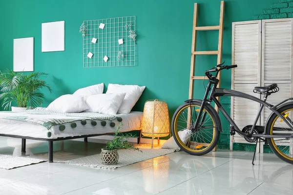 Interior Modern Bedroom Bicycle — Stock Photo, Image