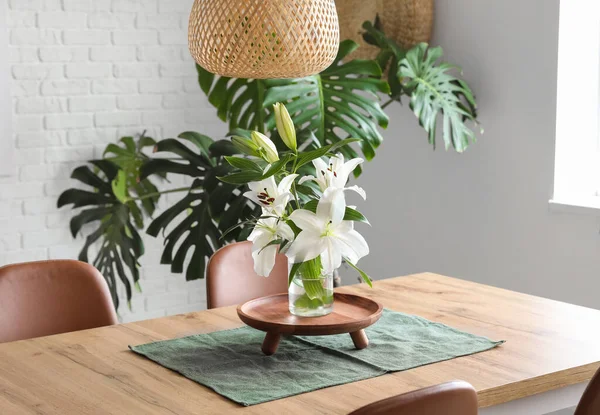 Floral decor on table in dining room