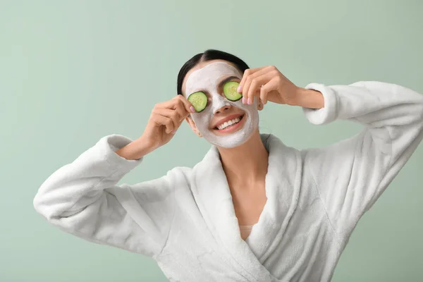 Beautiful Young Woman Cucumber Slices Facial Mask Color Background — Stock Photo, Image