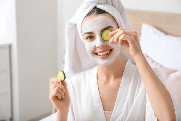 Morning Beautiful Young Woman Taking Care Her Skin Home — Stock Photo, Image