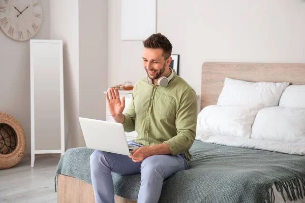 Young Man Video Chatting Home — Stock Photo, Image