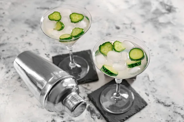 Glasses Tasty Cucumber Martini Shaker Table — Stock Photo, Image