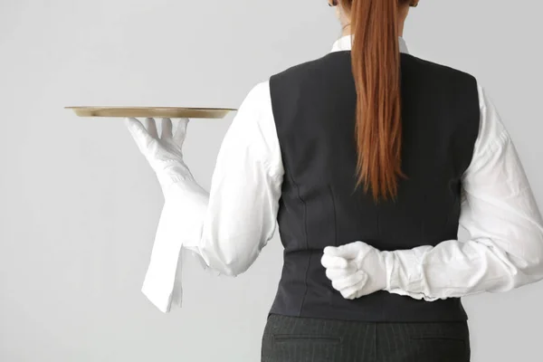 Beautiful Female Waiter Empty Tray Grey Background — Stock Photo, Image