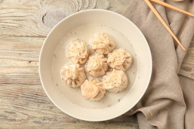 Masada lezzetli köfte ile plaka