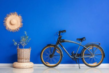 Bisikletli modern odanın içi