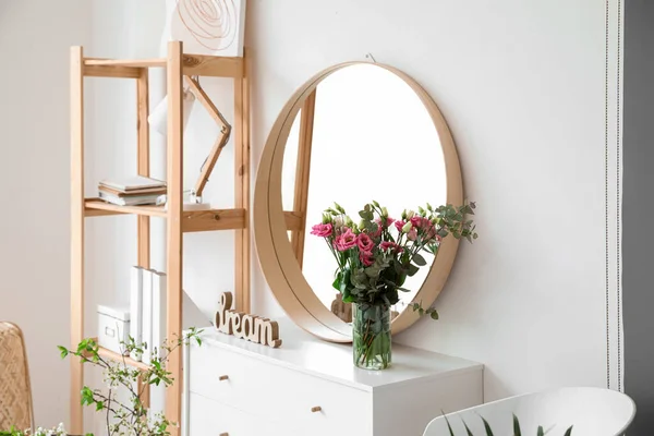 Interior Room Stylish Mirror Spring Flowers — Stock Photo, Image